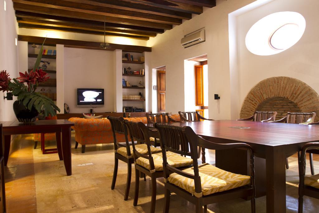 Hotel Quadrifolio Cartagena Exterior photo